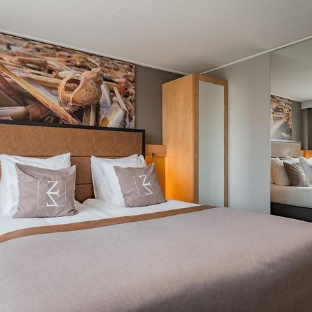 Hotel Zeezicht Vlieland Esterno foto