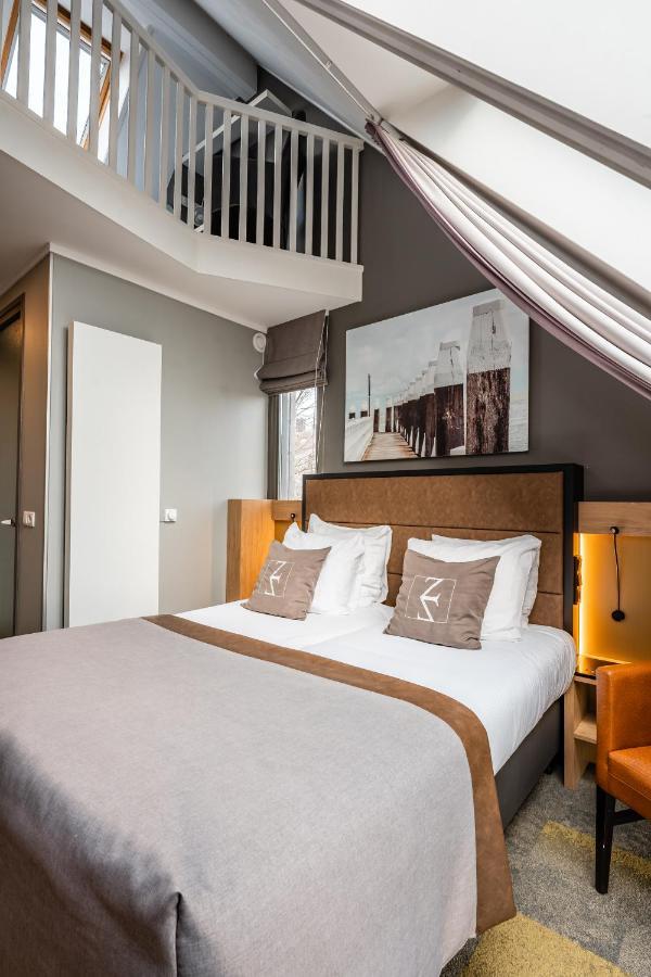 Hotel Zeezicht Vlieland Esterno foto