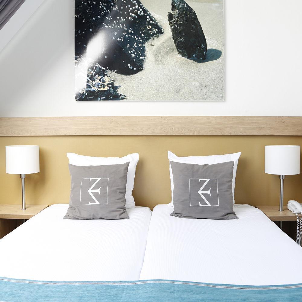 Hotel Zeezicht Vlieland Esterno foto