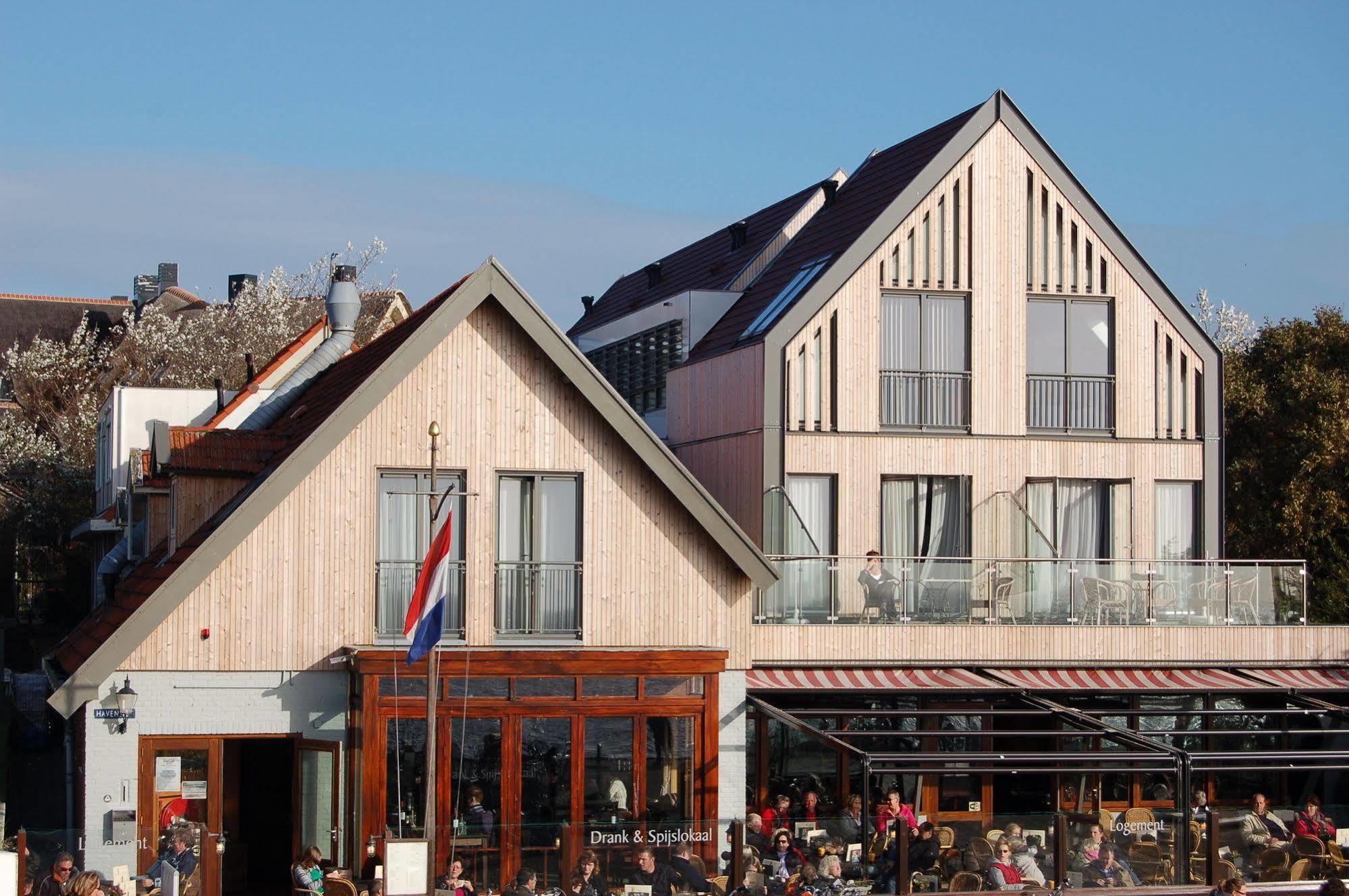 Hotel Zeezicht Vlieland Esterno foto